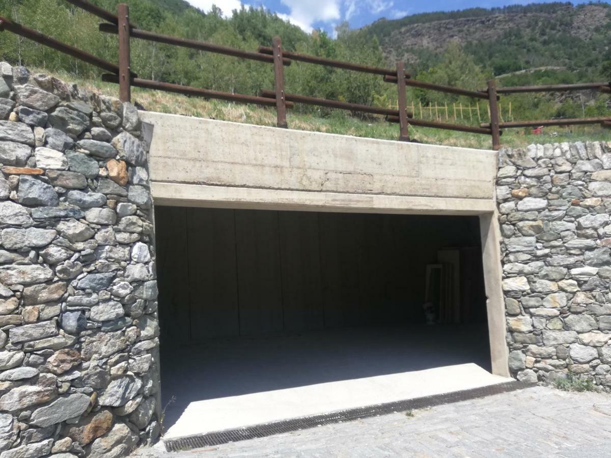 Le Casette Di Rovine Apartman Aosta Kültér fotó